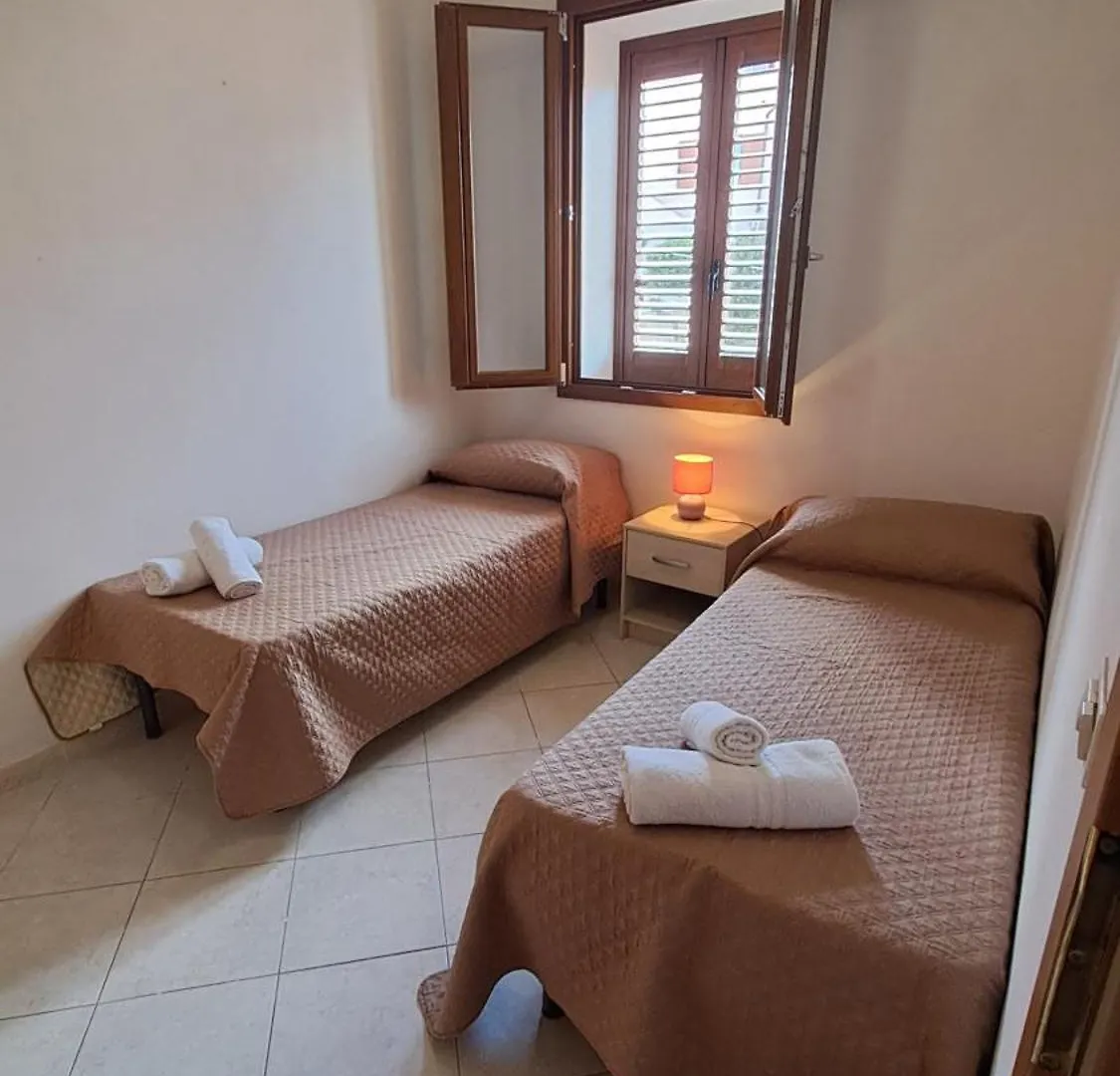 Appartamento Le Lune 2 0*, La Maddalena (Sassari)