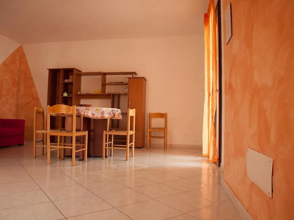 Appartamento Le Lune 2 0*, La Maddalena (Sassari) Italy